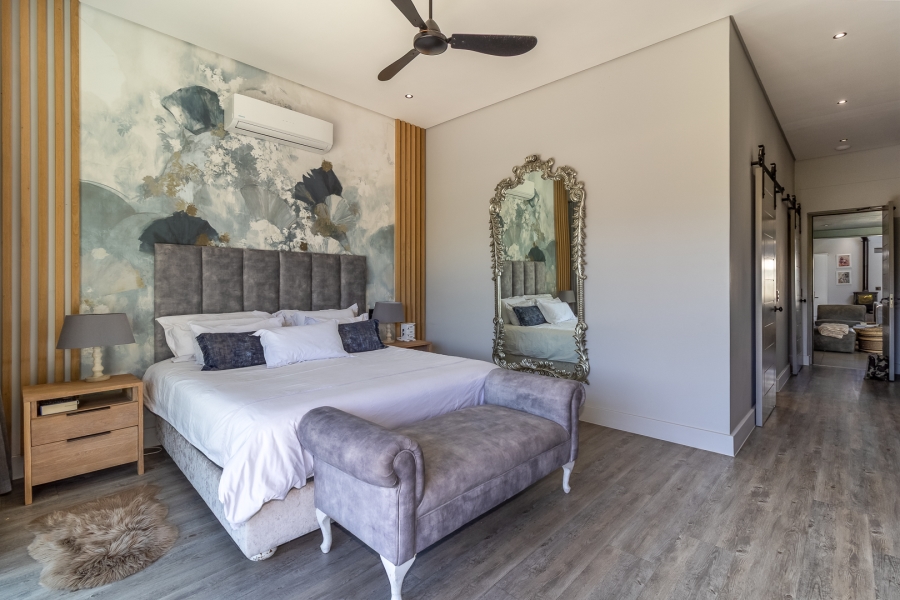 4 Bedroom Property for Sale in Pearl Valley at Val de Vie Western Cape